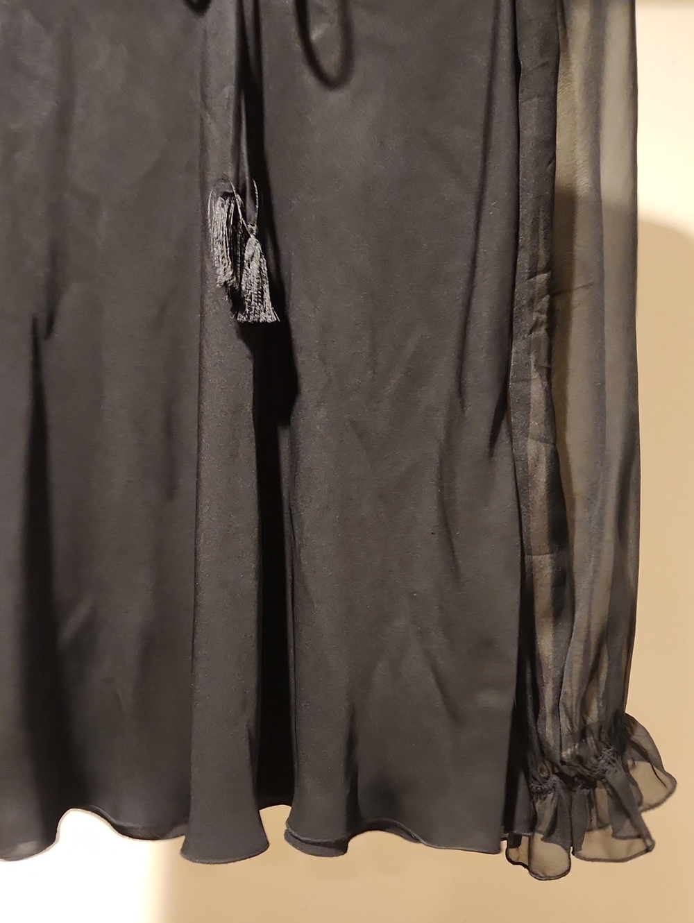 ❤️ ELIE TAHARI SILK TIE NECK BLOUSE / TOP, BLACK CAVIAR, XS - Picture 3 of 11